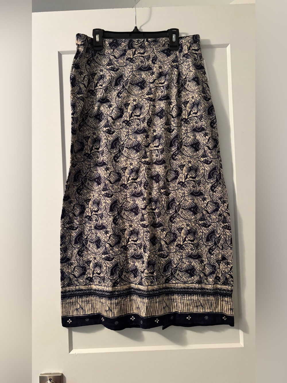 Coldwater Creek Navy and Cream Paisley Maxi Skirt